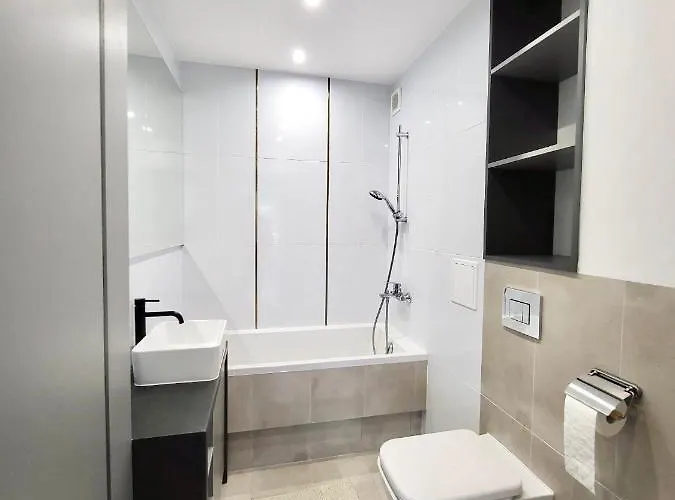 Project Comfort Apartament Zwierzyniecka 15/7 Torwar Varsó